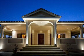 Hidden Heaven Luxury Villa