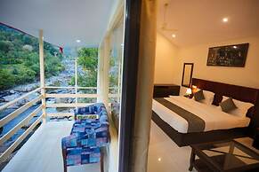 Nature Sprint Resort By The River