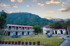 Nature Sprint Resort By The River