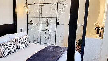 PJURE Boutique Hotel & SPA