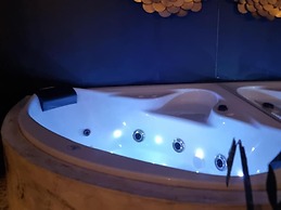 PJURE Boutique Hotel & SPA