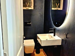 PJURE Boutique Hotel & SPA