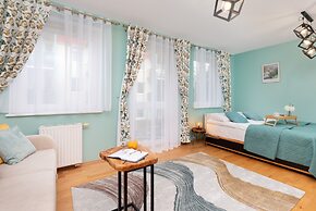 Subtle and Cosy Studio by Renters