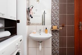 Subtle and Cosy Studio by Renters