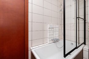 Subtle and Cosy Studio by Renters