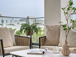 Sanders Evolution 2 - Cozy 2 Bedroom Apartment With Balcony