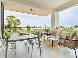 Sanders Evolution 2 - Cozy 2 Bedroom Apartment With Balcony