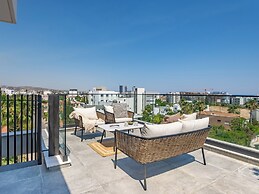 Sanders Evolution 2 - 2 Bedroom Apartment With Private Rooftop