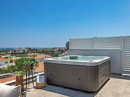 Sanders Evolution 2 - 2 Bedroom Apartment With Private Rooftop