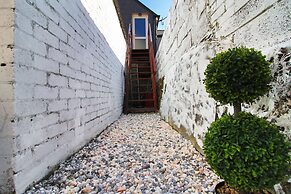 Cardiff Private Double Rooms with Shared Bathroom Wi-Fi and Free On-St