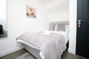 Cardiff Private Double Rooms with Shared Bathroom Wi-Fi and Free On-St