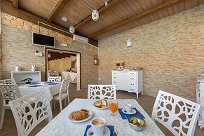 3664 Resort Re Sole - App. Michelle