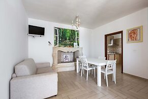 3664 Resort Re Sole - App. Michelle