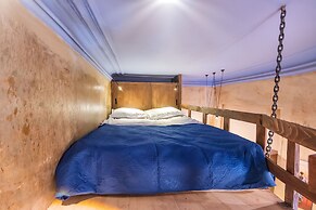 H&B apartments Lado Asatiani