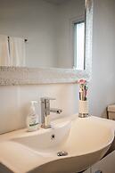 GLOBALSTAY Cozy 4 Bedroom House