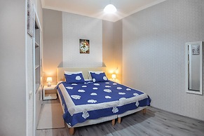 H&B apartments Qolga