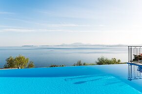 Four-Bedroom Villa Eleni by Konnect, with Private Pool & Stunning Seav