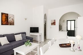 Four-Bedroom Villa Eleni by Konnect, with Private Pool & Stunning Seav