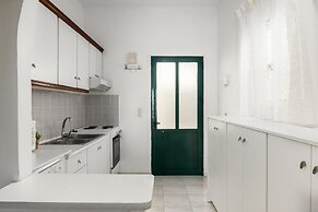 Four-Bedroom Villa Eleni by Konnect, with Private Pool & Stunning Seav