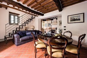 Tenuta Guinigi Antico Borgo di Matraia