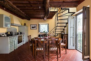 Tenuta Guinigi Antico Borgo di Matraia