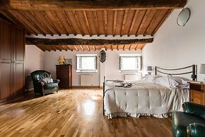 Tenuta Guinigi Antico Borgo di Matraia