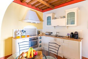 Tenuta Guinigi Antico Borgo di Matraia