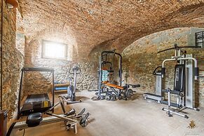 Tenuta Guinigi Antico Borgo di Matraia