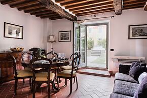 Tenuta Guinigi Antico Borgo di Matraia