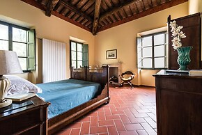 Tenuta Guinigi Antico Borgo di Matraia