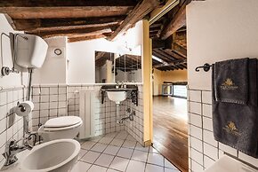 Tenuta Guinigi Antico Borgo di Matraia