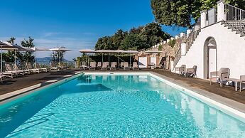 Tenuta Guinigi Antico Borgo di Matraia