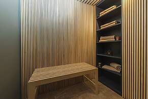 Boutique Hotel Shell