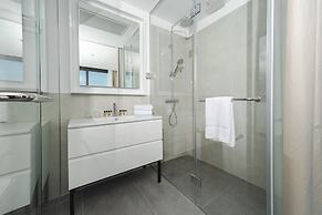 Boutique Hotel Shell