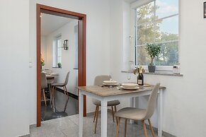 Quiet Apartment With Garden by Renters