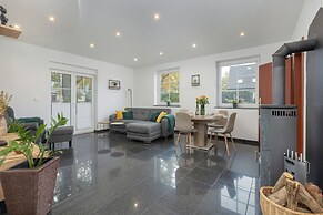 Quiet Apartment With Garden by Renters