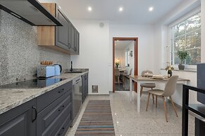 Quiet Apartment With Garden by Renters