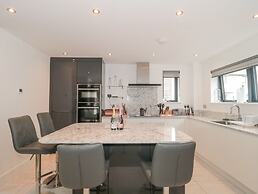 Agua de Plata, 16 Wakeling Island, Silverlake