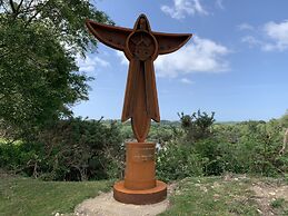 Agua de Plata, 16 Wakeling Island, Silverlake