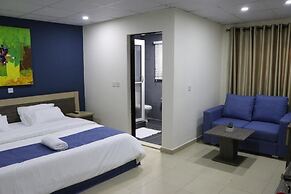 CATE HOUSE AND APARTMENT