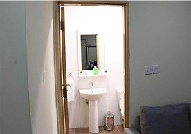 CATE HOUSE AND APARTMENT