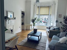Beautiful one bed Apartment in Glasgow West End