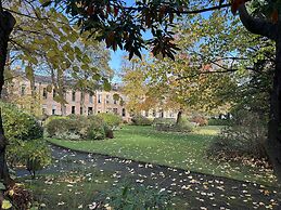 Beautiful one bed Apartment in Glasgow West End