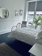 Beautiful one bed Apartment in Glasgow West End