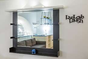 Cozy Apartment ai Quartieri Spagnoli by Wonderful Italy