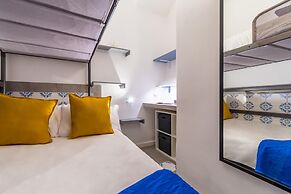 Cozy Apartment ai Quartieri Spagnoli by Wonderful Italy