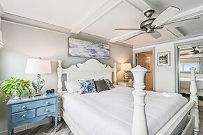 Beach House 203d 2 Bedroom Condo by RedAwning