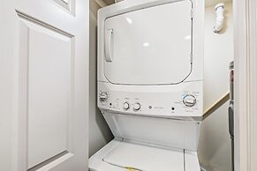 Beach House 203d 2 Bedroom Condo by RedAwning