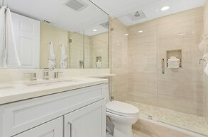 50 Shades Of White - Gullwing #805 - 6620 Estero Blvd 3 Bedroom Condo 