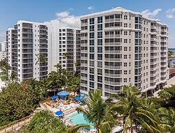 50 Shades Of White - Gullwing #805 - 6620 Estero Blvd 3 Bedroom Condo 